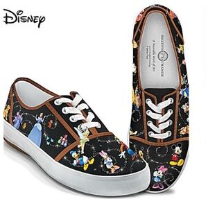 Bradford Exchange Disney Magic Canvas Shoes With Character Art - Size 9.5
